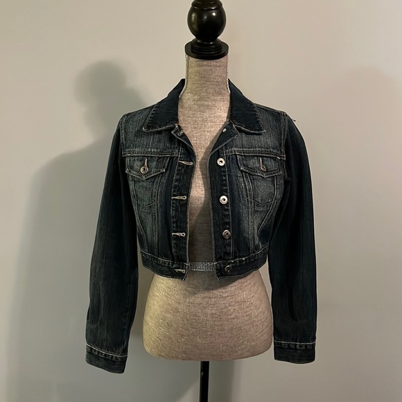 YMI SIZE MEDIUM CROPPED JEAN DISTRESSED JEAN JACKET.  SUPER CUTE - Picture 1 of 5